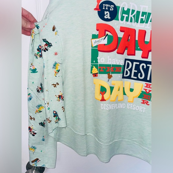 Disney long sleeve tee (S) - Picture 4 of 6